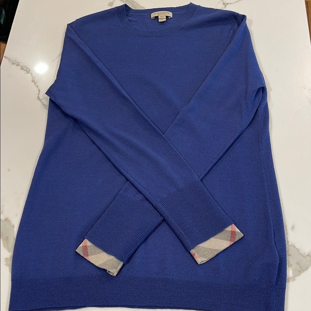 Burberry Blue Crewneck Sweater with Elegant Knit Design